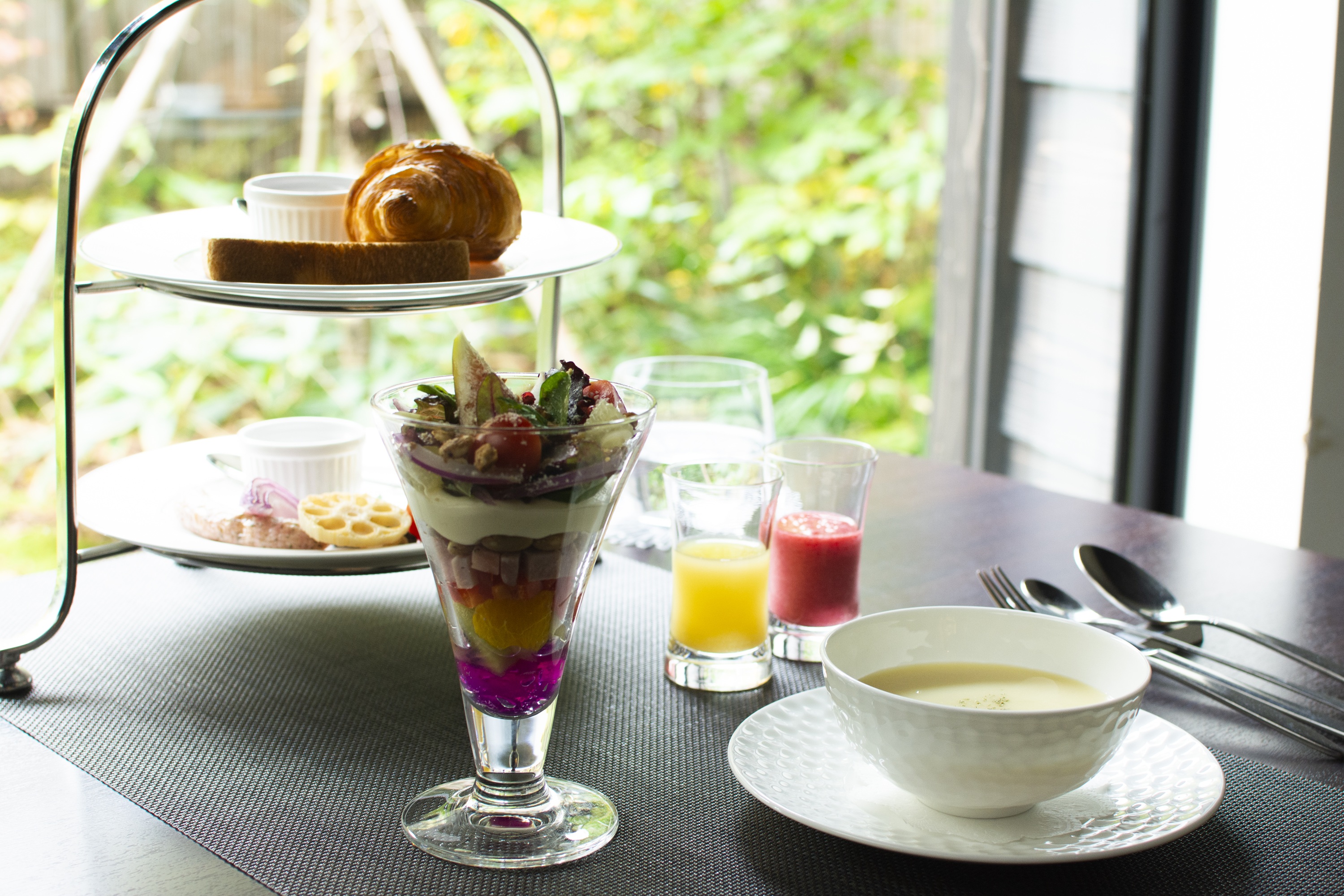 東山のオーベルジュ　薪の音金沢